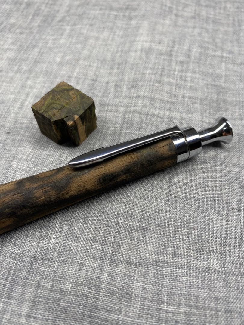 こぶた工房 黒柿 孔雀杢 シャープペン キューブ付。