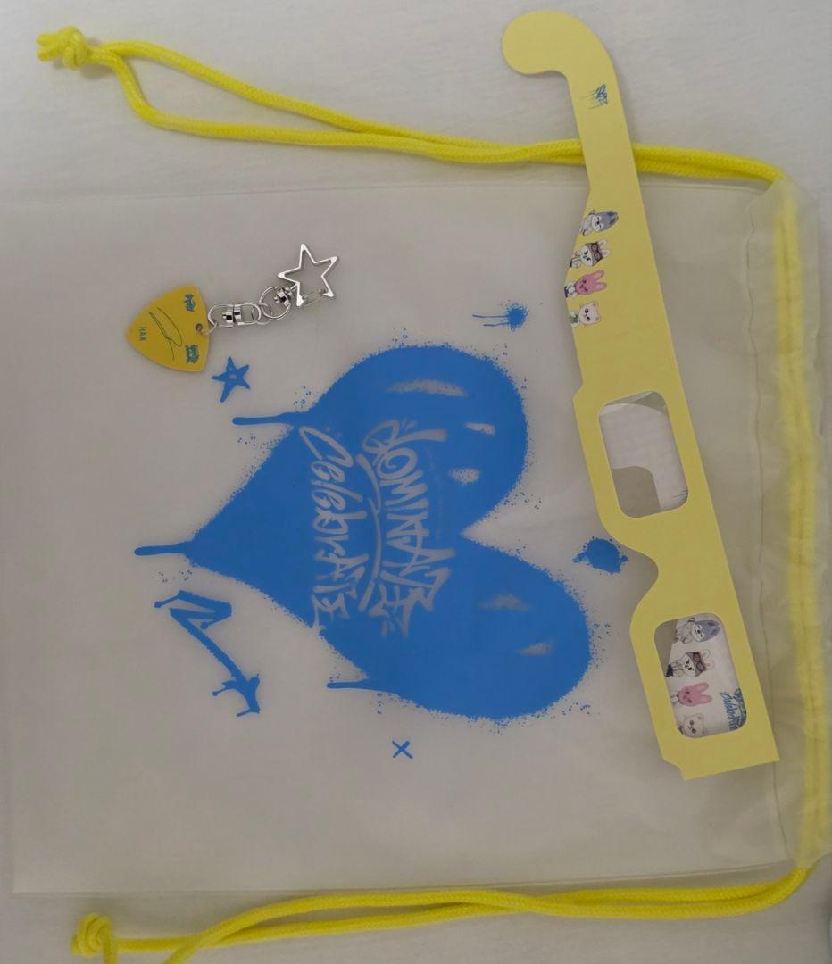 ムンビン NEIKIDNIS Doodle Clover Tシャツ&トレカ