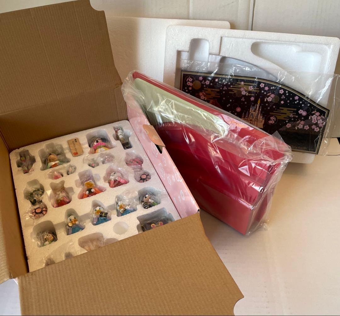 ディズニーリゾートひな人形