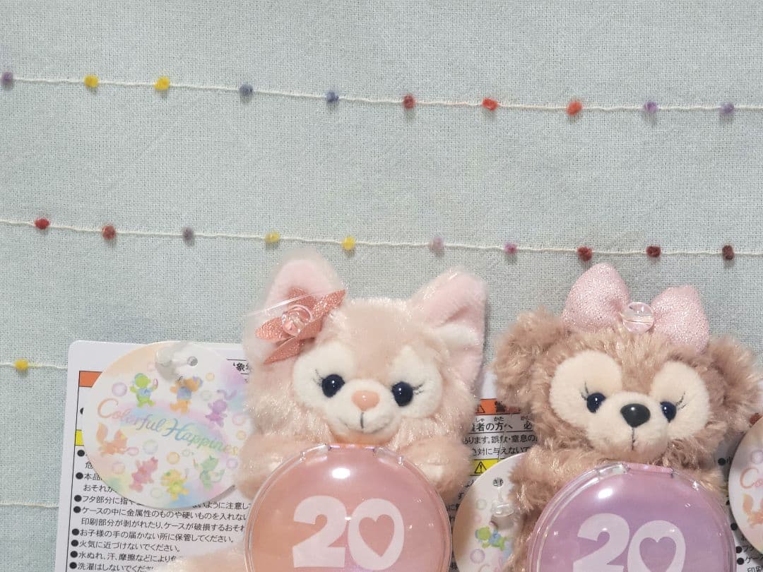 最新❤️ 20周年 カラフルハピネス ぬいぐるみバッジ ぬいぐるみチャーム