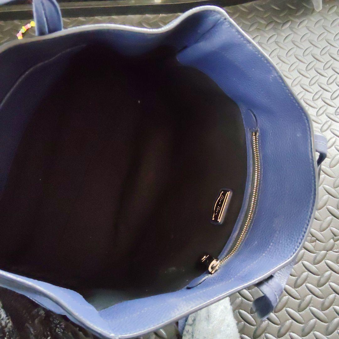 miu miu ネイビー レザー トートバッグ