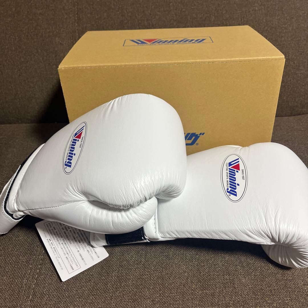 値引き交渉しますWinning ボクシンググローブ 14 oz ホワイト 箱付き 値引き交渉しますWinning ボクシンググローブ 14 oz ホワイト 箱付き