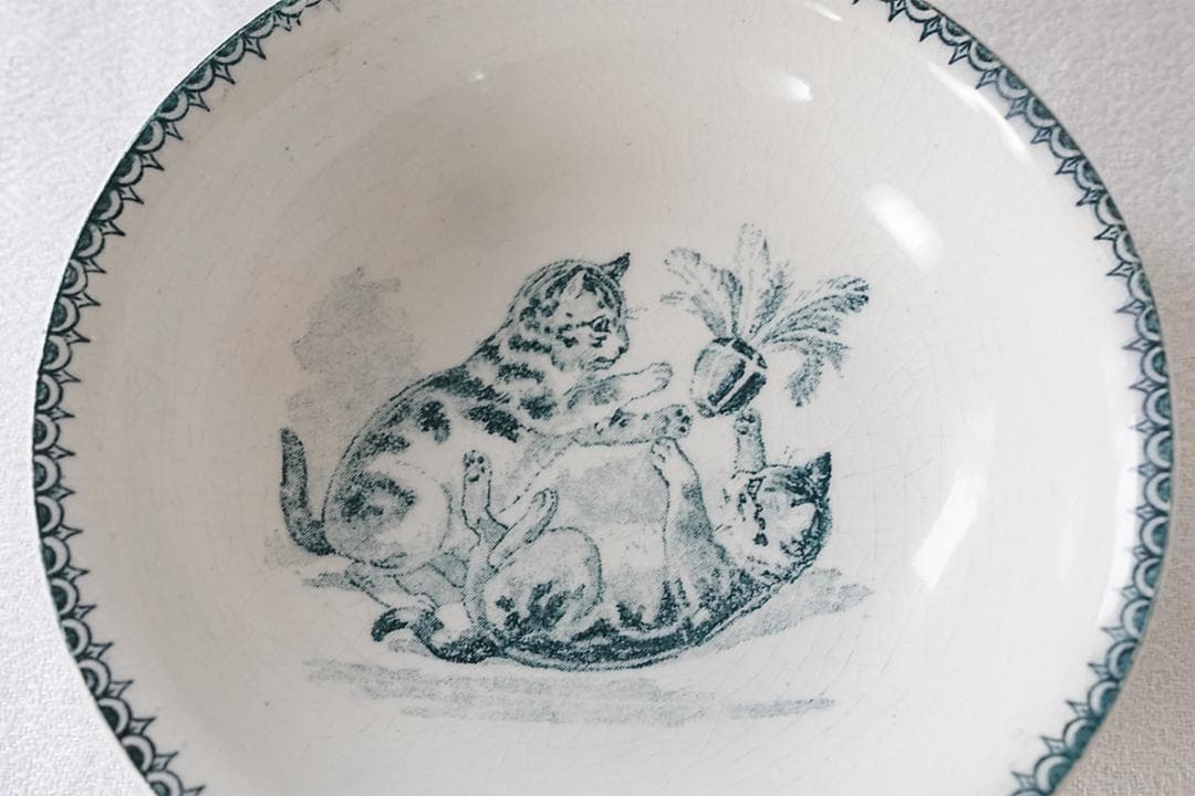 B】猫小皿/アスティエ・ブロカント/フランスアンティーク・ネコトレイ