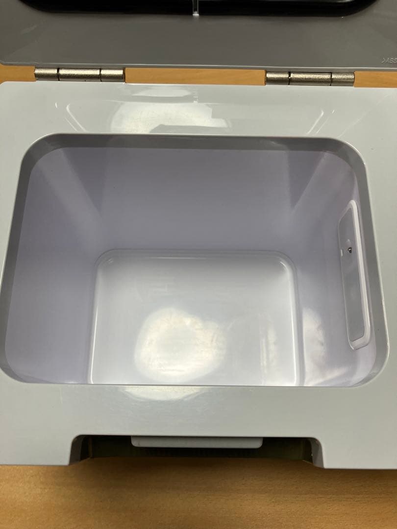 マキタ充電式保冷温庫CW003G