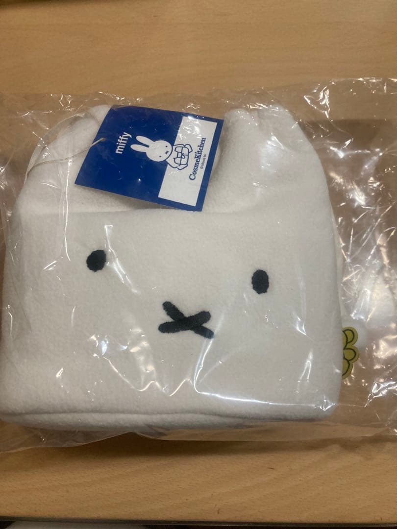 【Cosme Kitchen】＜miffy＞巾着入り限定キット　新品　未開封 4571649065393_sub03_L.jpg