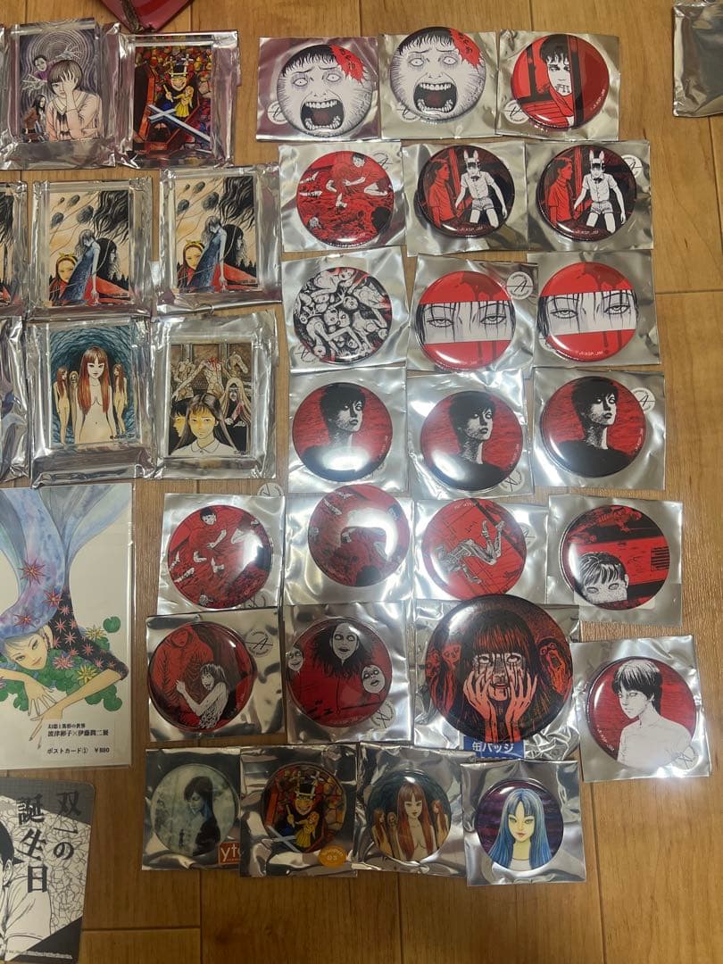 伊藤潤二　富江 缶バッジセット