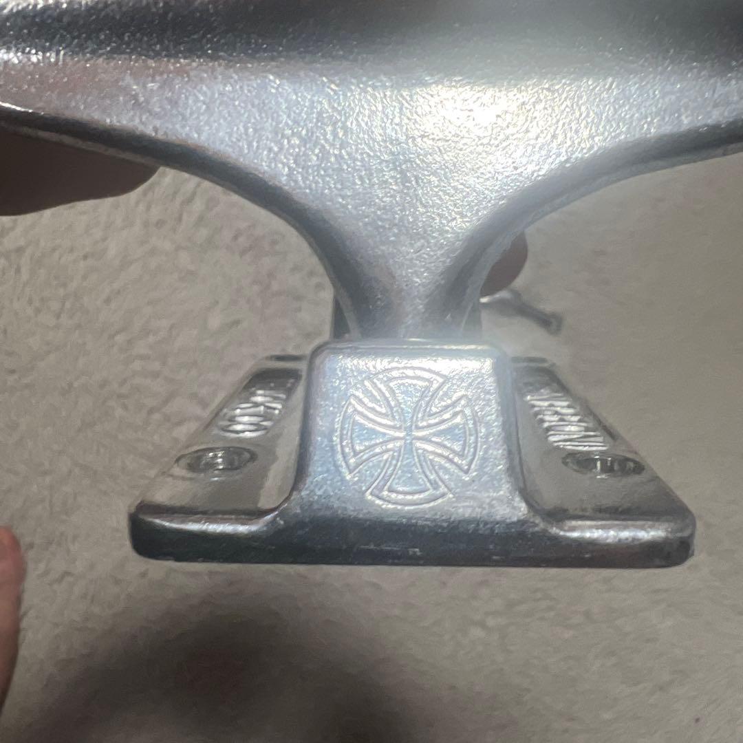 インディペンデント169チタン