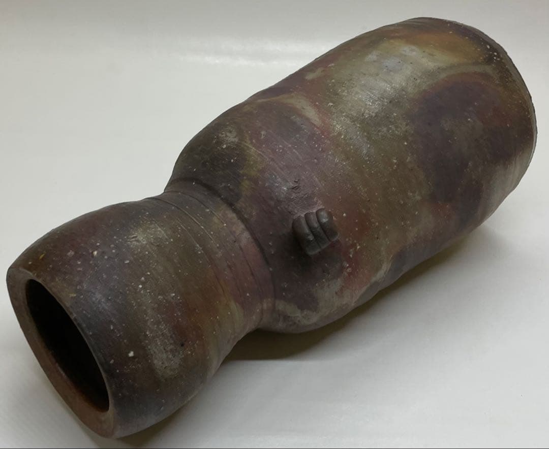 県指定重要無形文化財　金重道明　備前焼　耳付花入　共箱 　　　y16