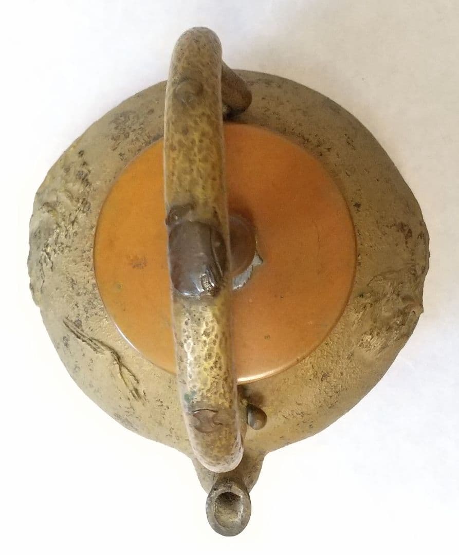 梅泉造 亀文堂 銅瓶 山水楼 帆船紋盖 象嵌叶提梁 - メルカリ