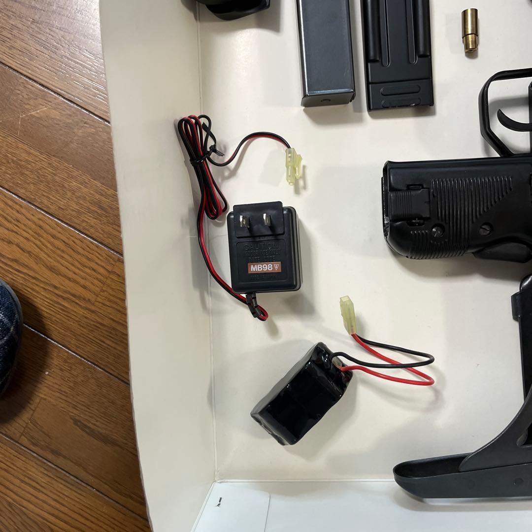 マルシンUZI SMGサブモデルガン　組立キット