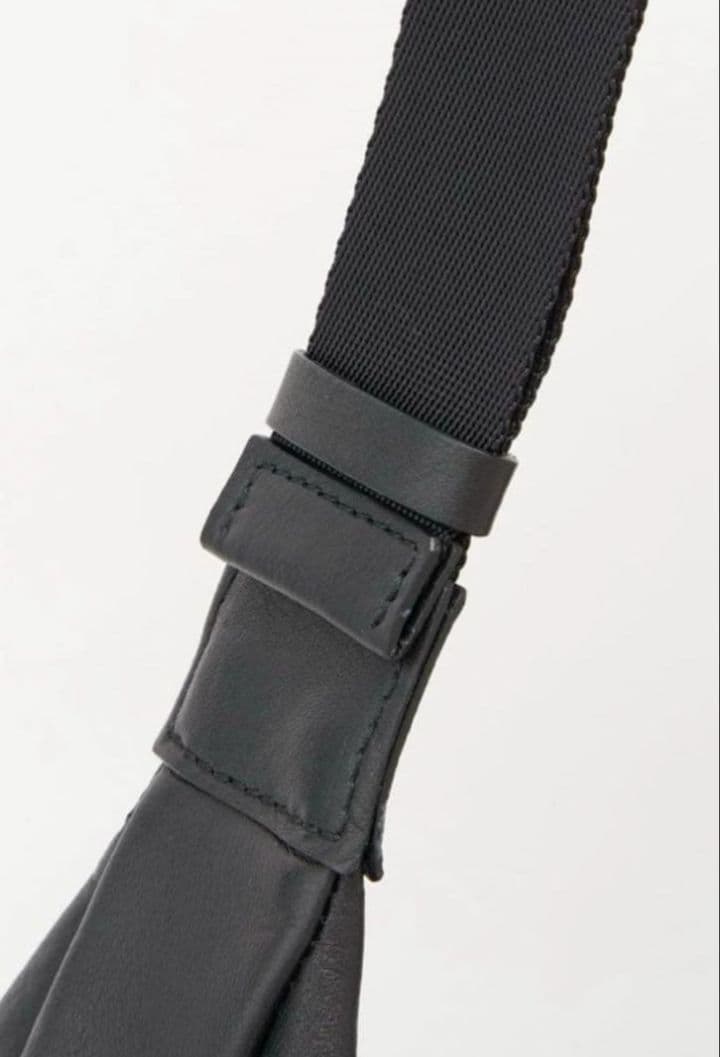 タグ付き新品未使用　ラシット　ソフトレザーラウンドビッグショルダー