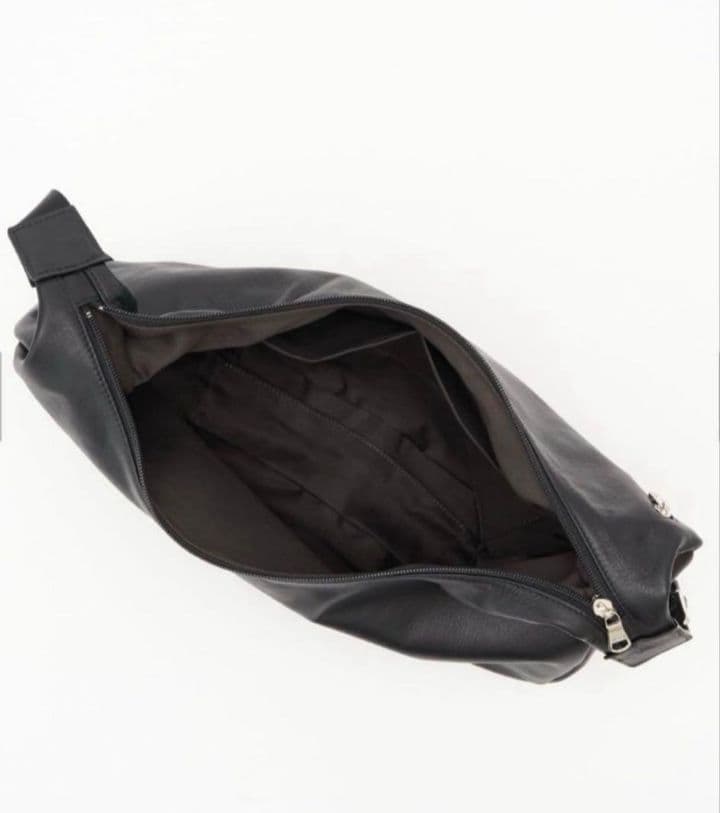 タグ付き新品未使用　ラシット　ソフトレザーラウンドビッグショルダー