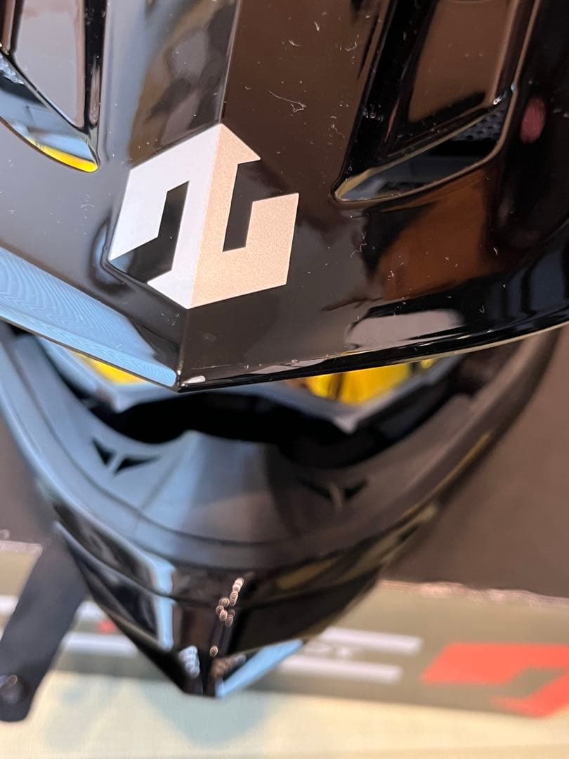 ZEALOT ジーロット　マッドジャンパー2 カーボンハイブリッド