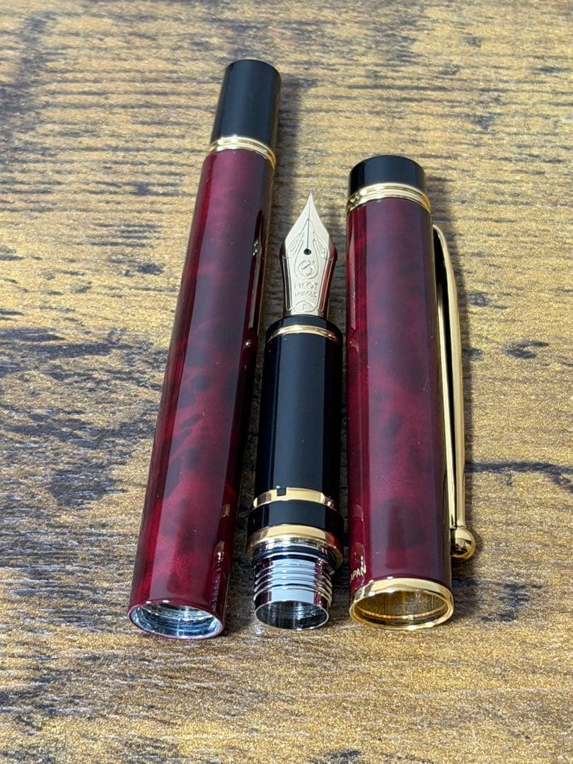 新品未使用　1996年製　初期型　グランセ　ルビーレッド　マーブル　万年筆 細字