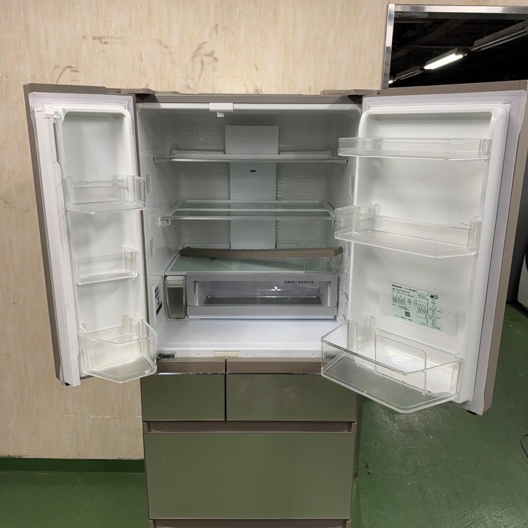 60★2019年製★パナソニック　冷蔵庫　6ドア　大型　自動製氷付き　ガラス扉