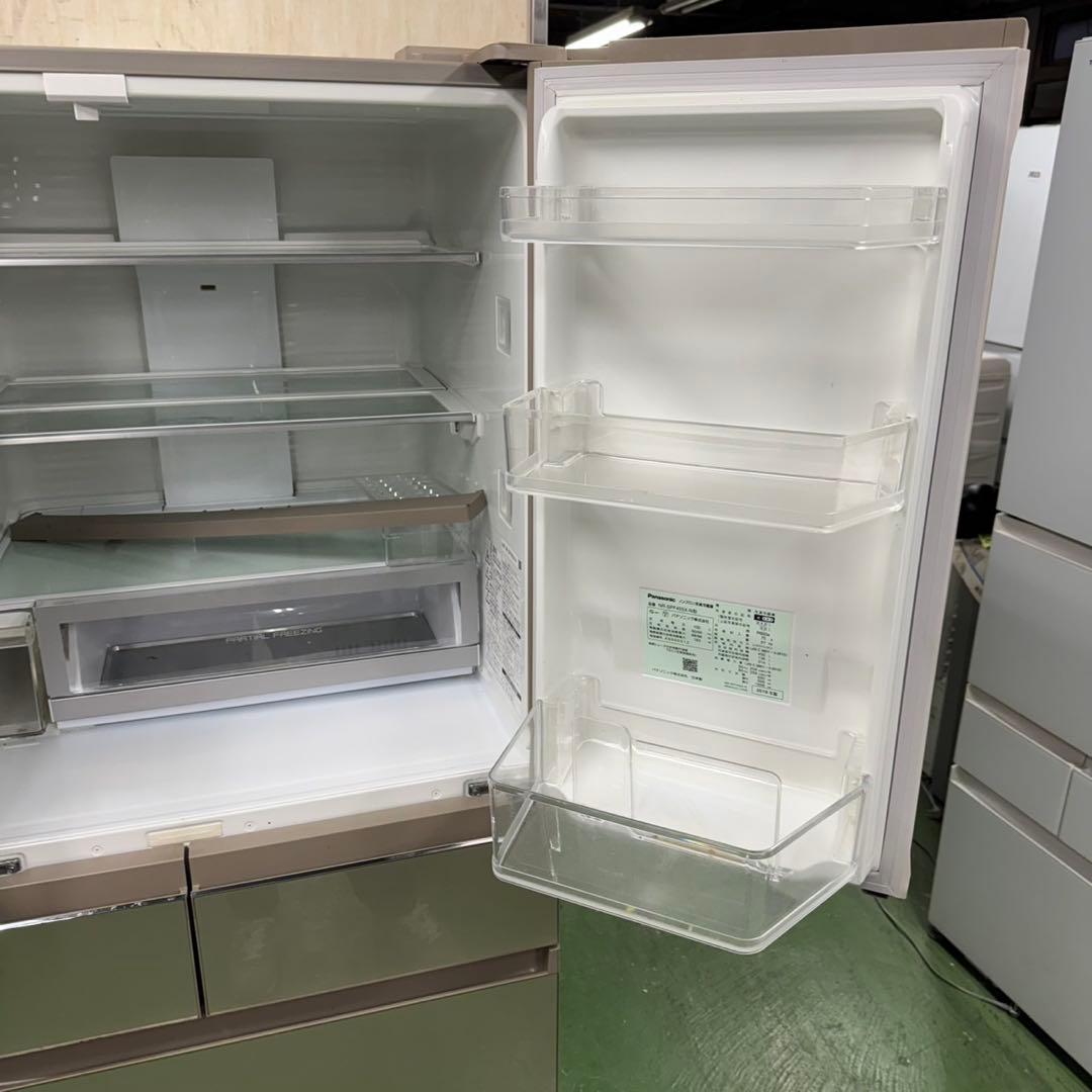 60★2019年製★パナソニック　冷蔵庫　6ドア　大型　自動製氷付き　ガラス扉