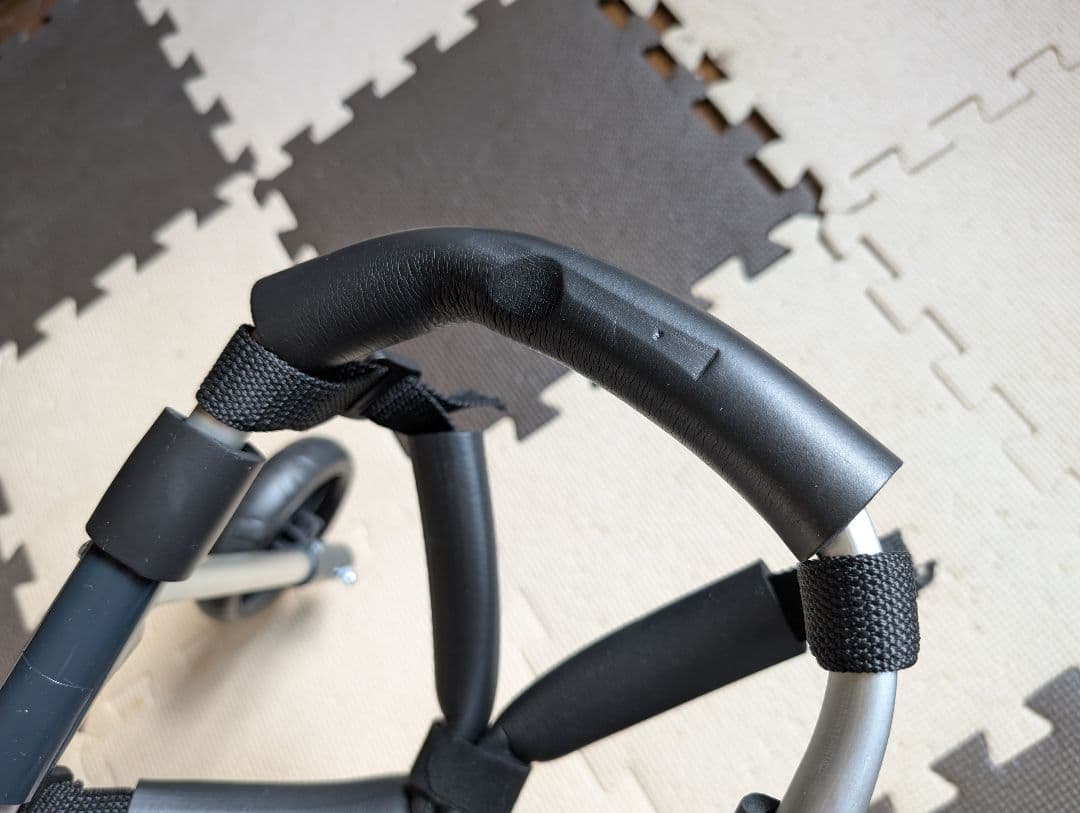 小さめ中型犬 ワンちゃん4輪 食事補助 犬用車椅子 介護補助 犬の