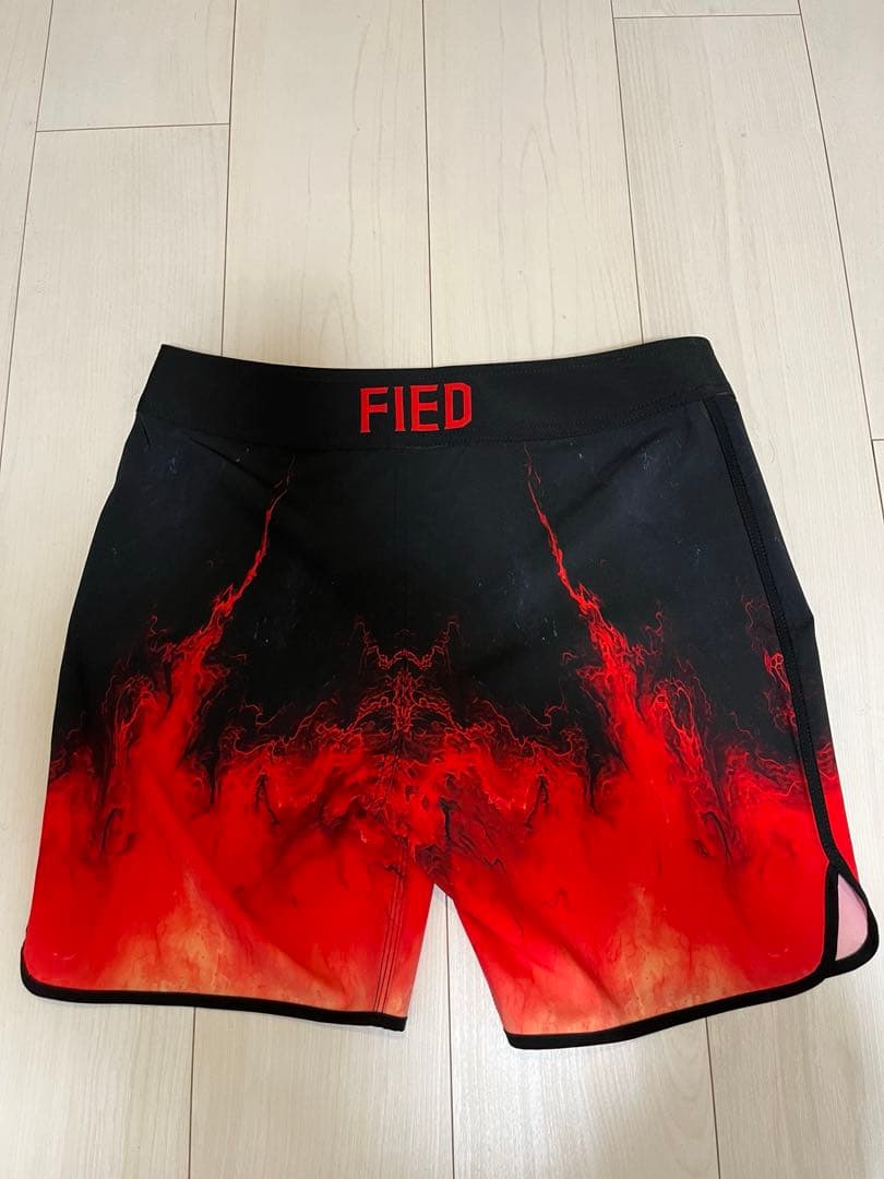 FIEDサーフパンツ サイズ28 - メルカリ