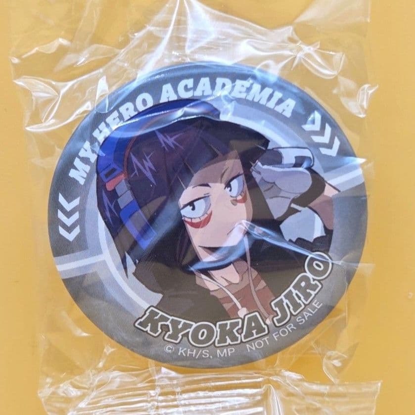 耳郎響香 缶バッジ 僕のヒーローアカデミア - メルカリ