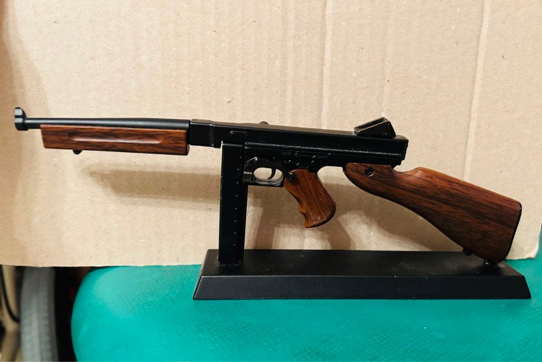 陸軍部隊 M1A1 トンプソンライフル フィギュア 8インチ