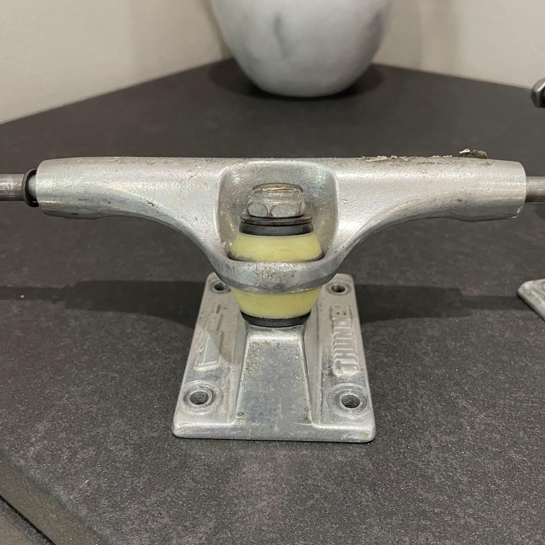 サンダートラック　チタニウムライト　T147