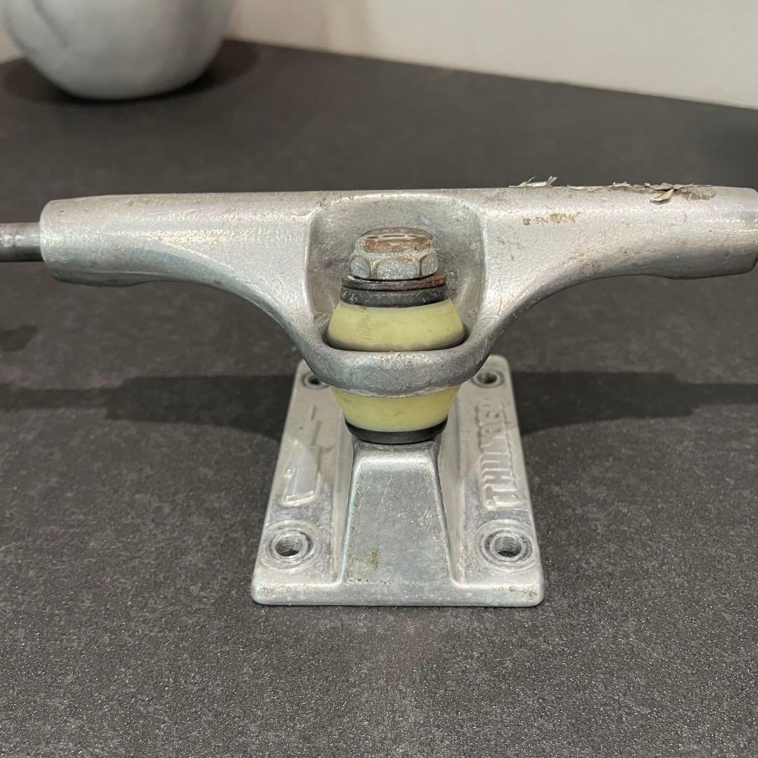 サンダートラック　チタニウムライト　T147