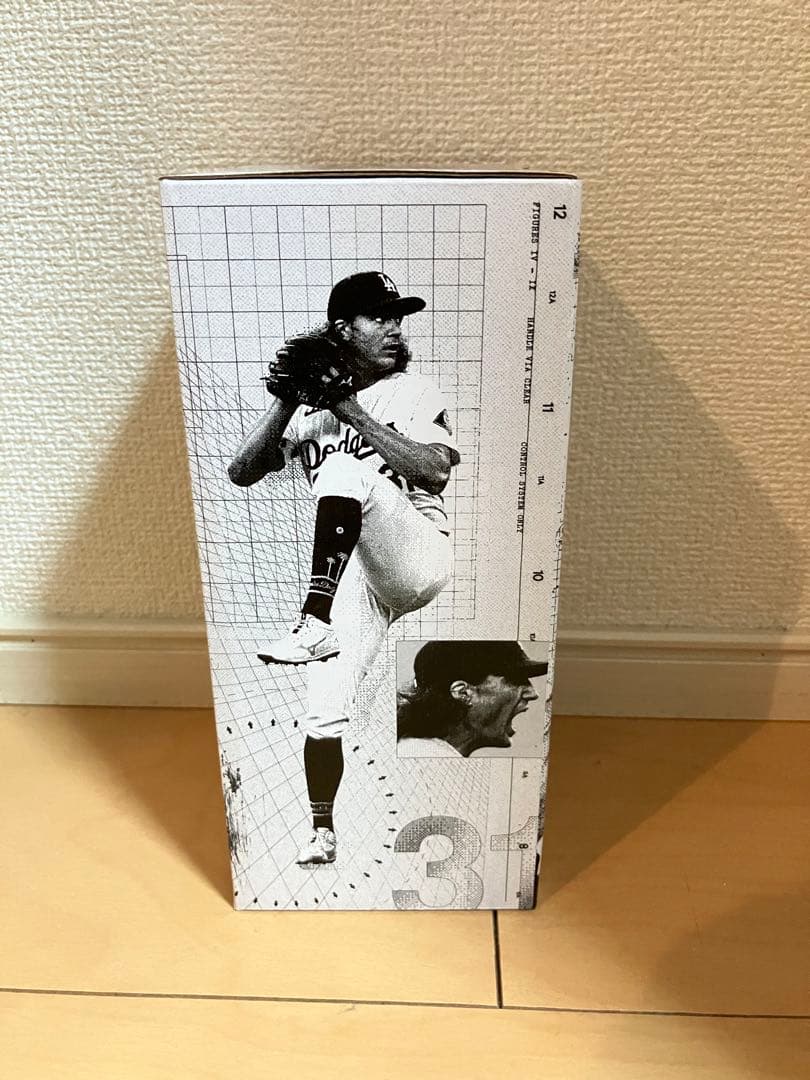 タイラー・グラスノー ボブルヘッド人形 Los Angeles Dodgers