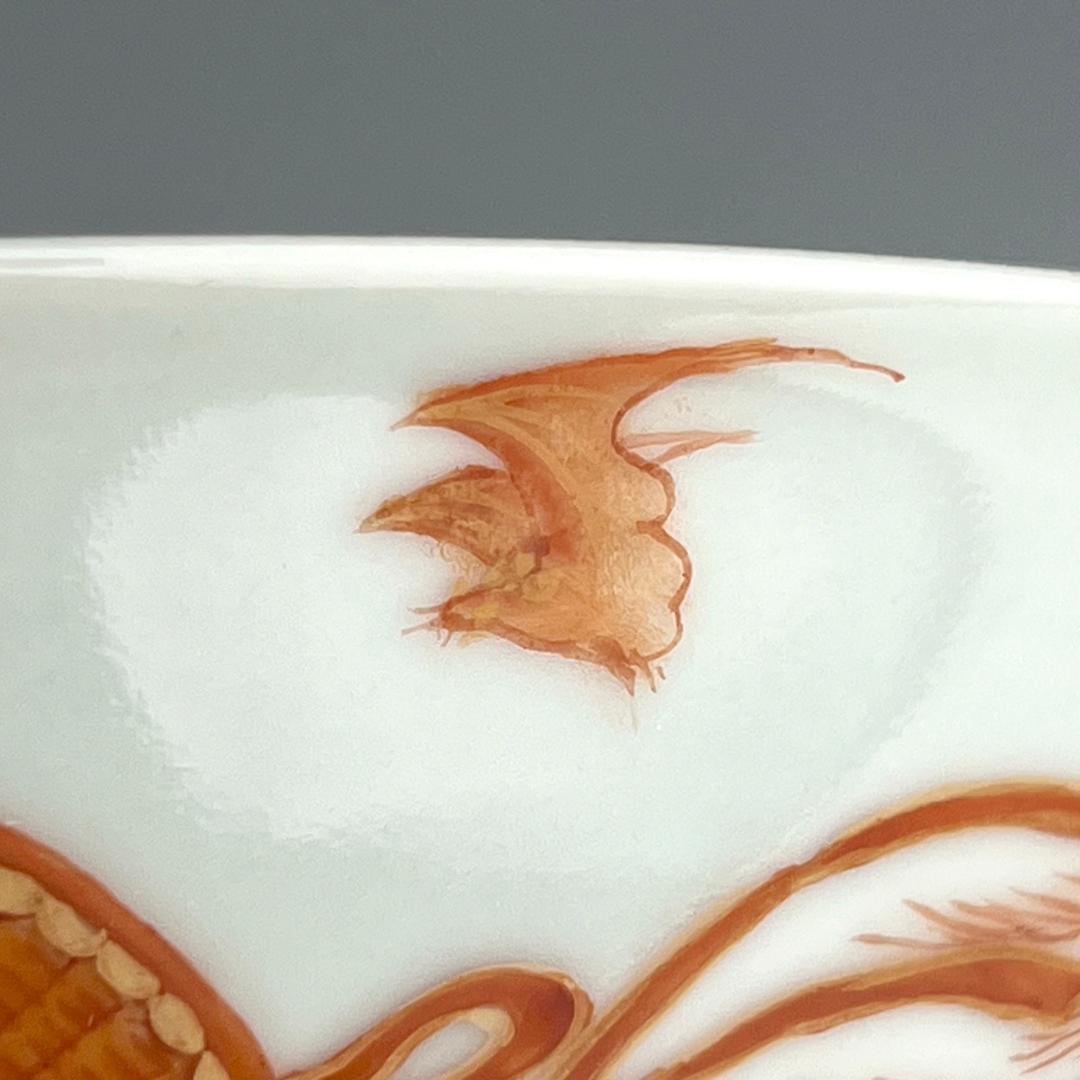 礬紅海水蝙蝠紋碗 大清乾隆年製 款 中国古玩 中国美術 A832の通販はau