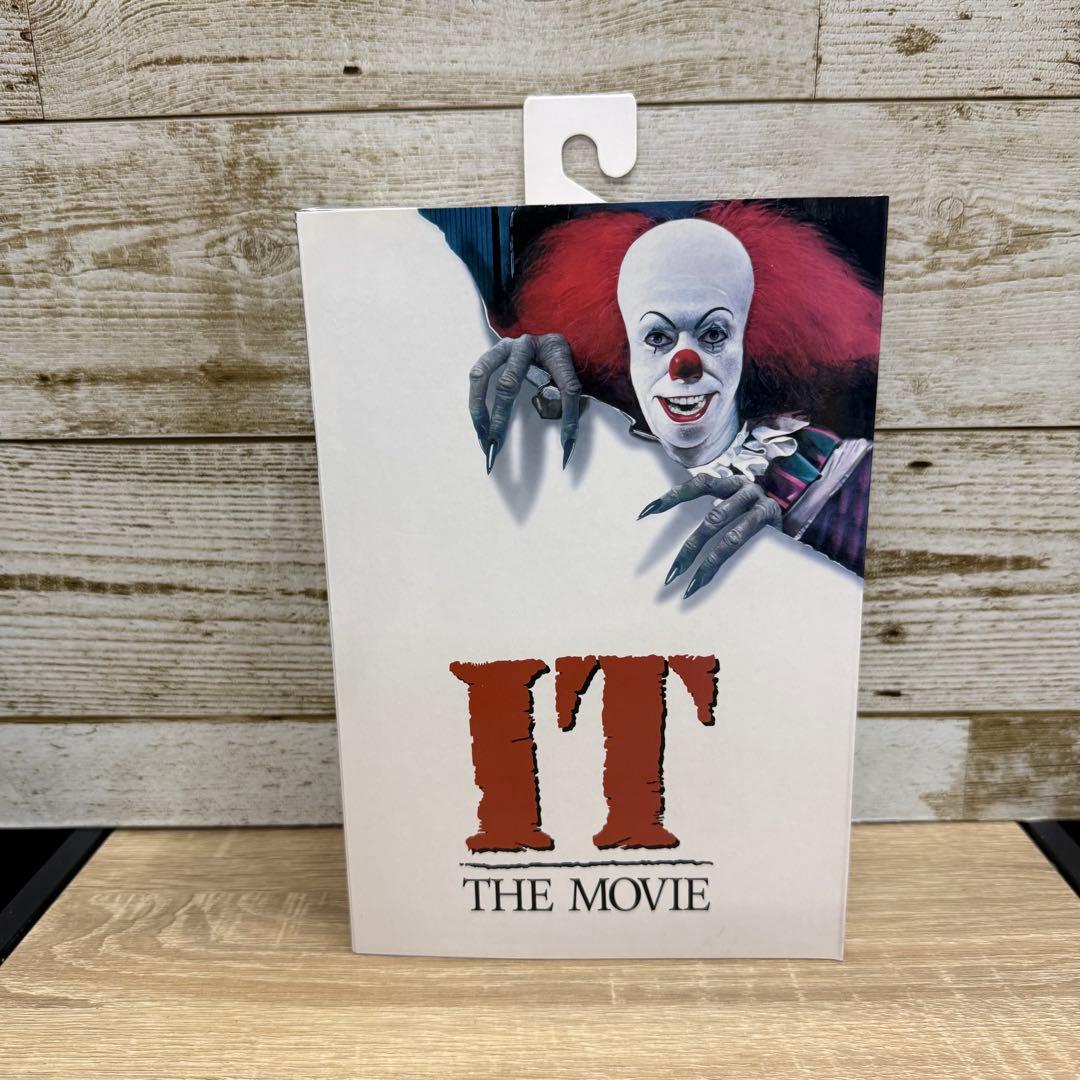 IT Pennywise フィギュア NECA