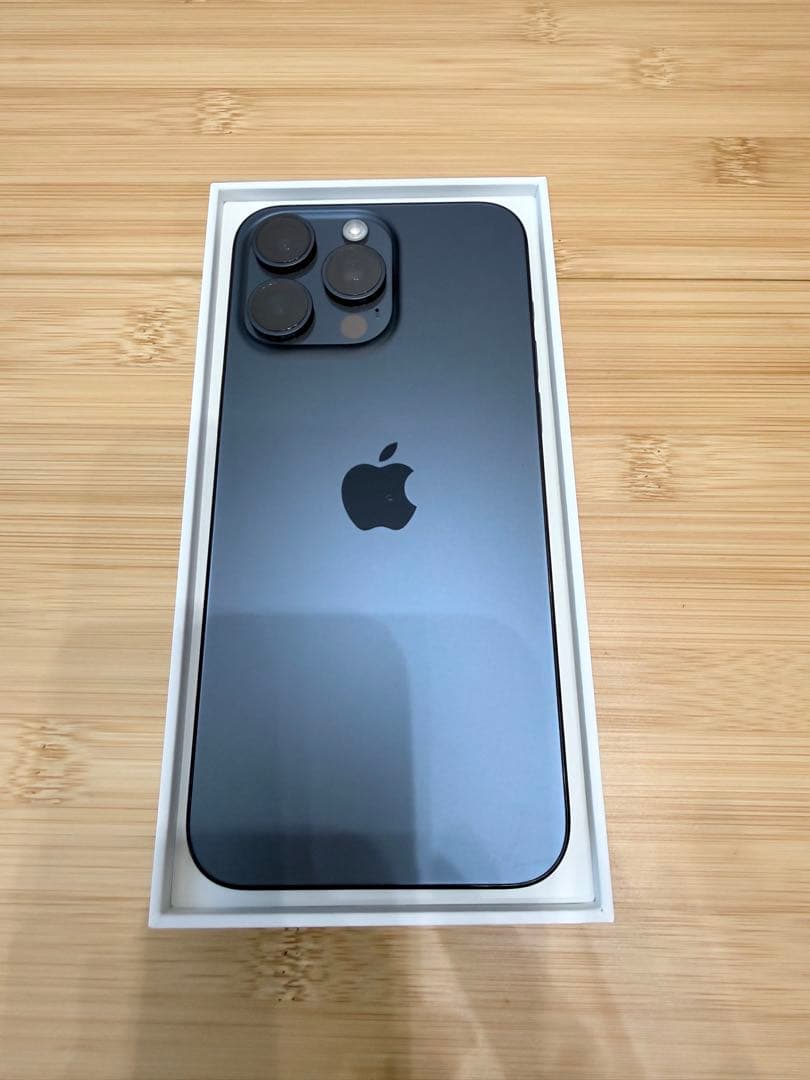 iPhone 15 ProMax ブルーチタニウム　512GB 中古