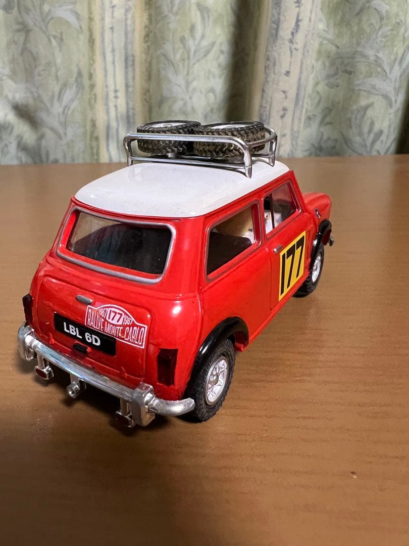 ミニクーパー スロットカー マシーン