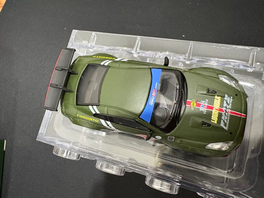 MINI GT LBWK Zero Fighter GT-R R35 香港限定