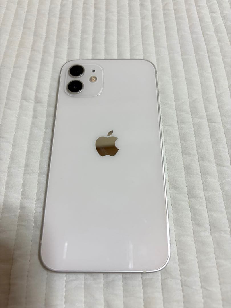Apple iPhone 12 64GB ホワイト 本体 SIMロック解除済