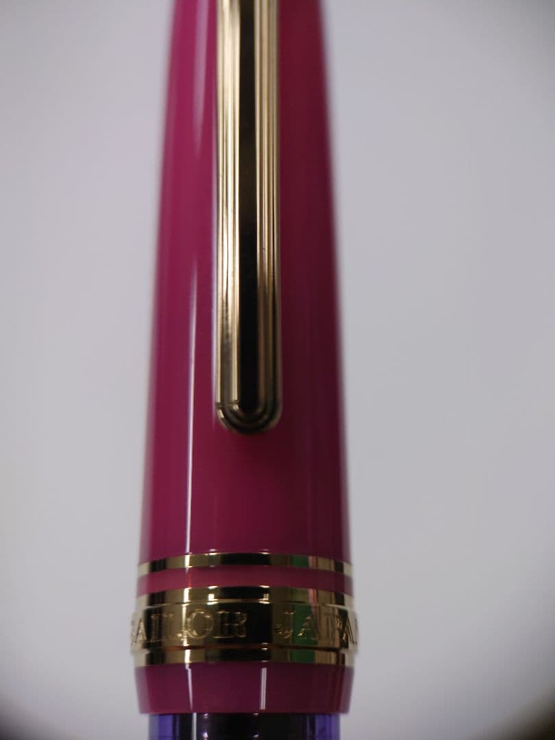 未使用　セーラー万年筆　海外モデル　万葉ペン 「Rabbit Ear Iris」