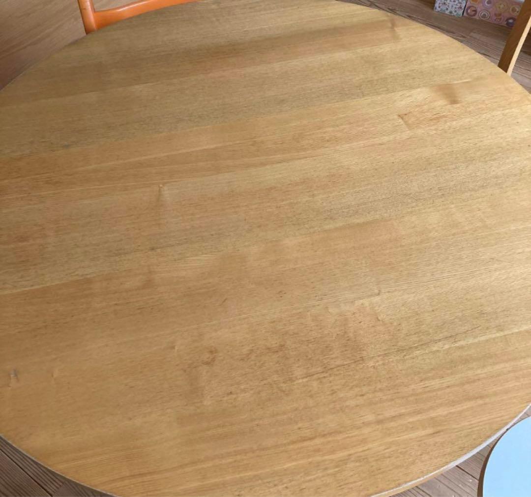 無印良品　円形木製ダイニングテーブル