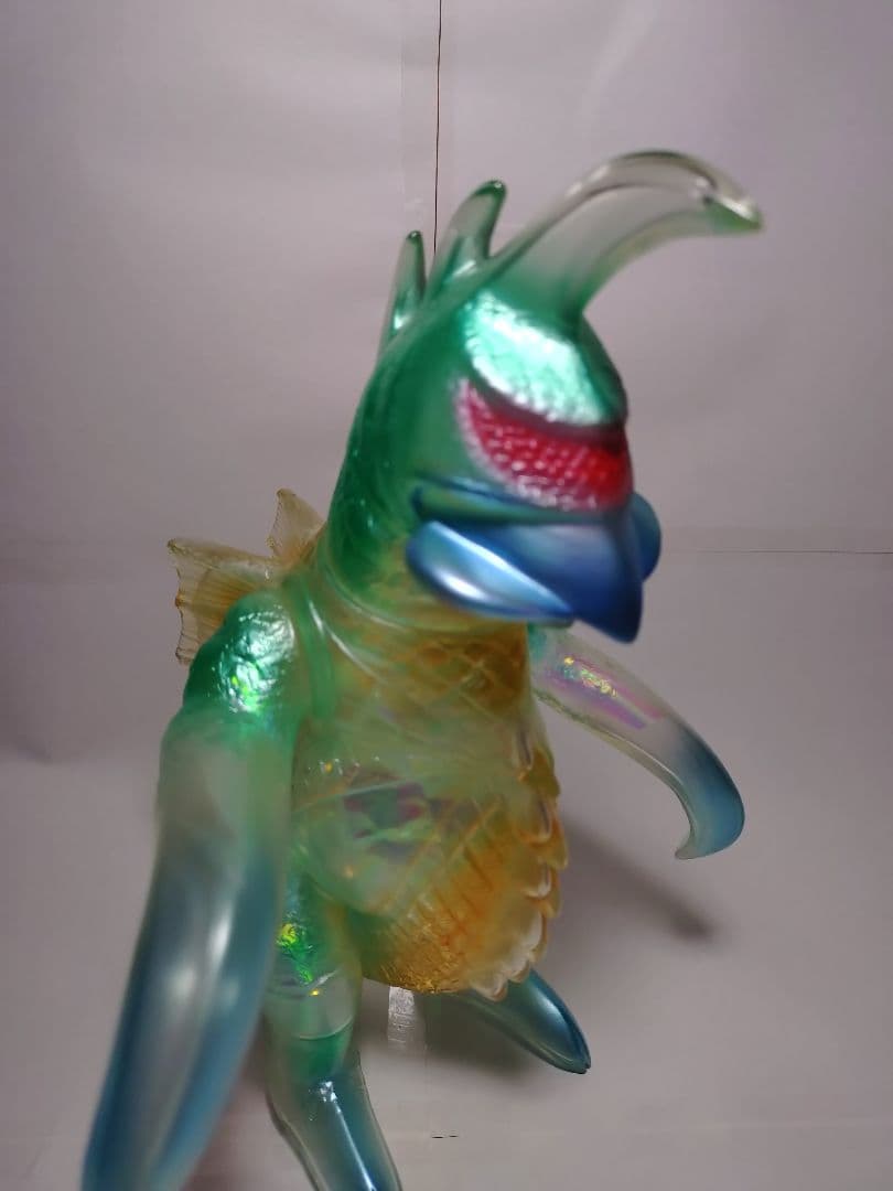 ブルマァク復刻 ガイガン オーロラ ソフビ GIGAN