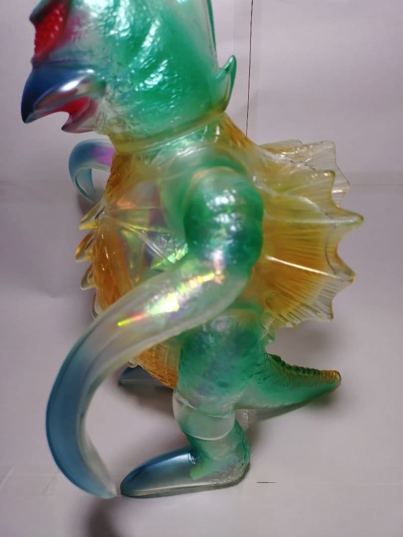 ブルマァク復刻 ガイガン オーロラ ソフビ GIGAN