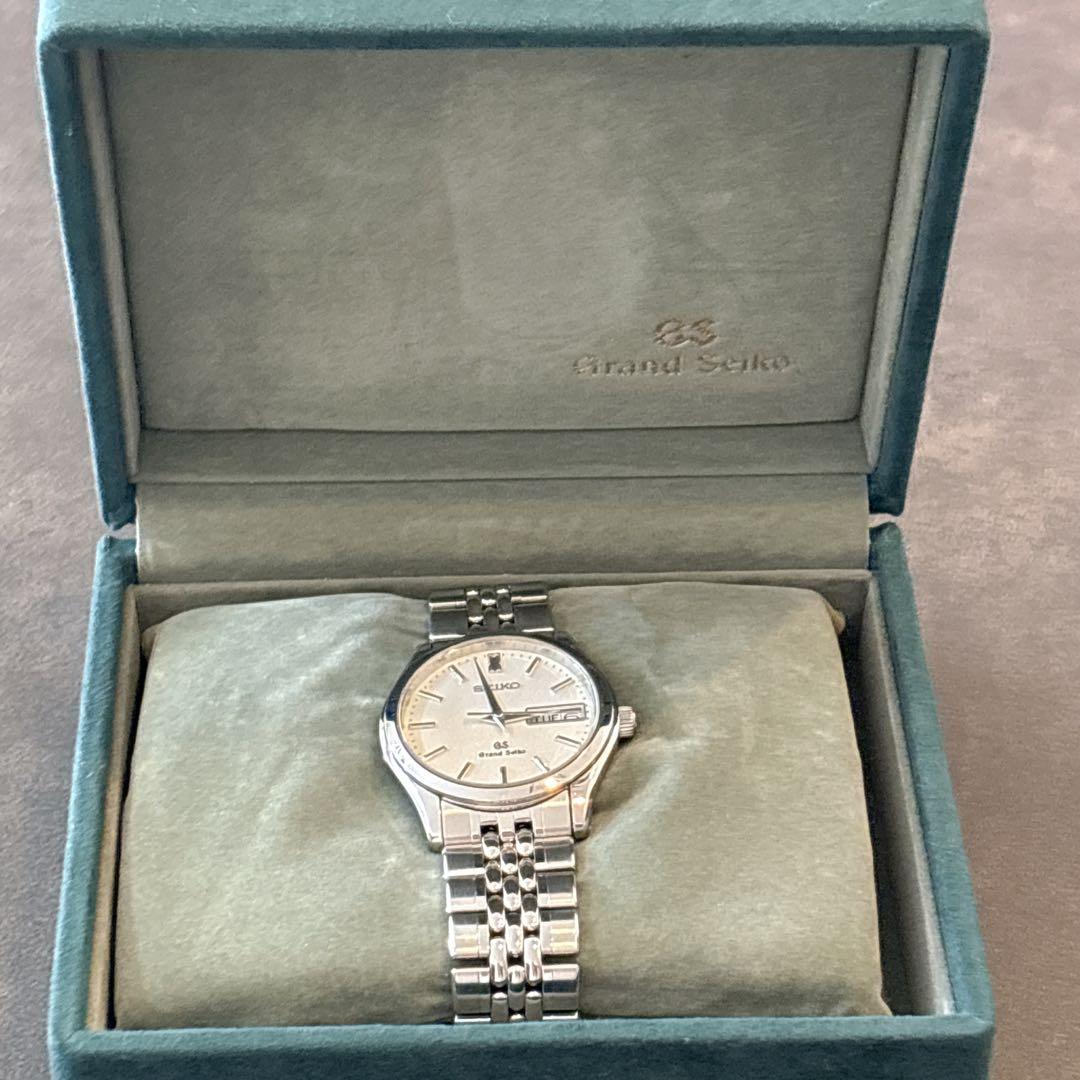 グランドセイコー SBGT001 9F83-9A00 白文字盤 デイデイト