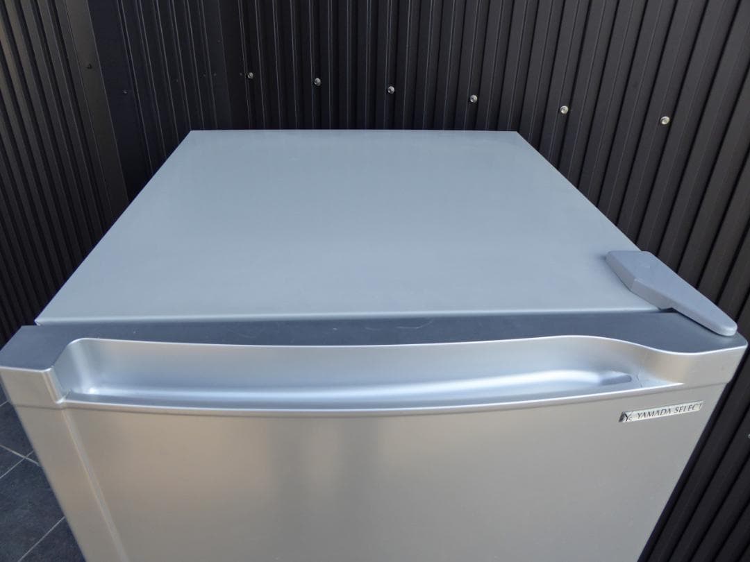 未使用　ヤマダ冷凍庫 138L YRT-C14H1 2021年製