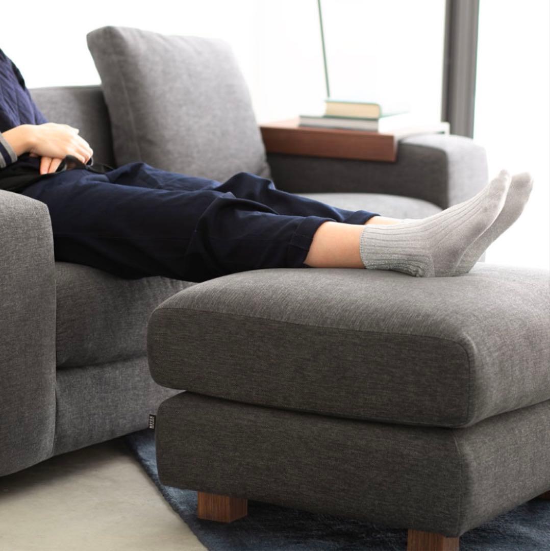 美品　NOYES ノイエス　オットマン　ネイビー