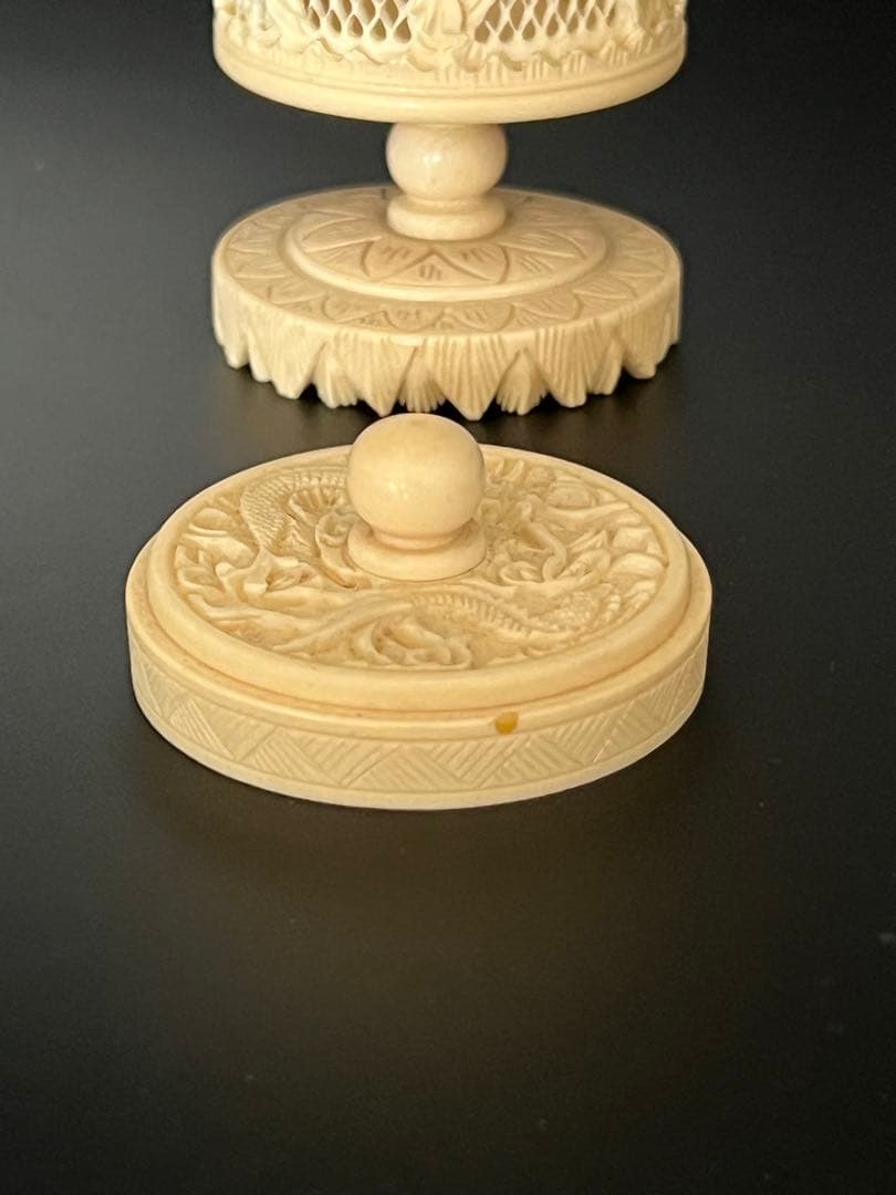 極上 コオロギ巣 重さ：約101g