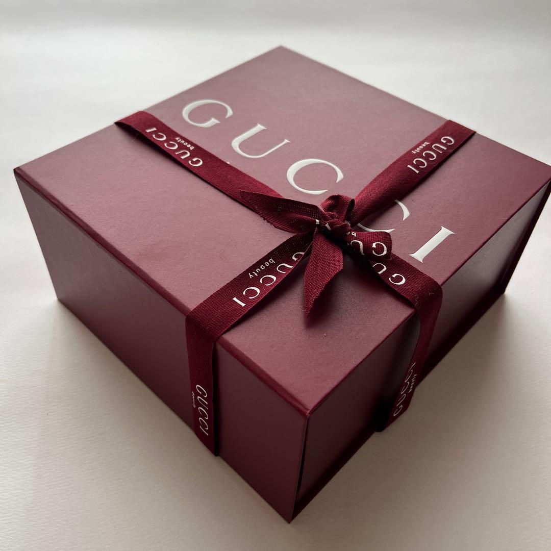 GUCCI BEAUTY ギフトボックス&ショッパーセット - メルカリ