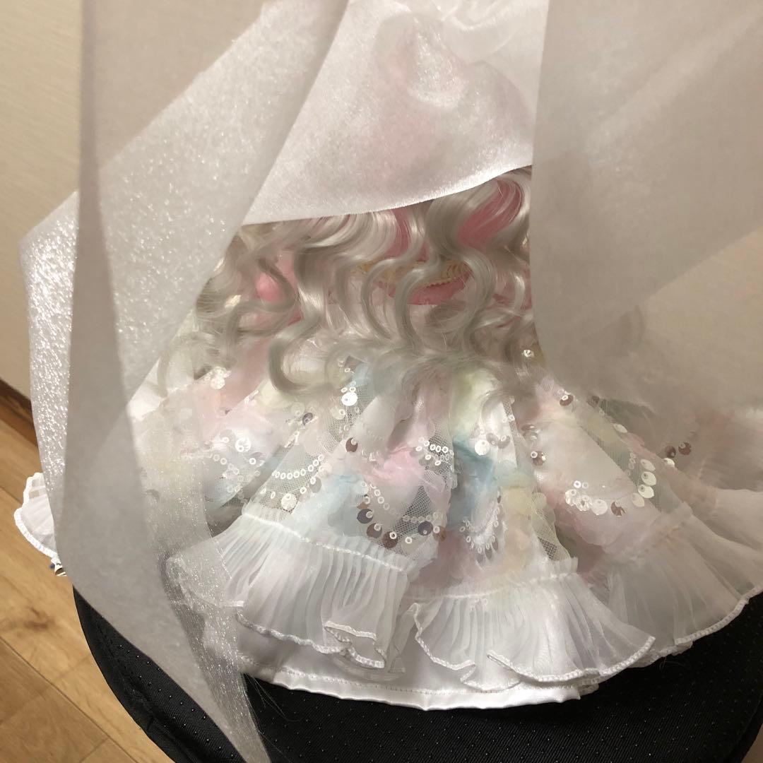 Hello kitty 美しいオリジナルのウェディングドレス