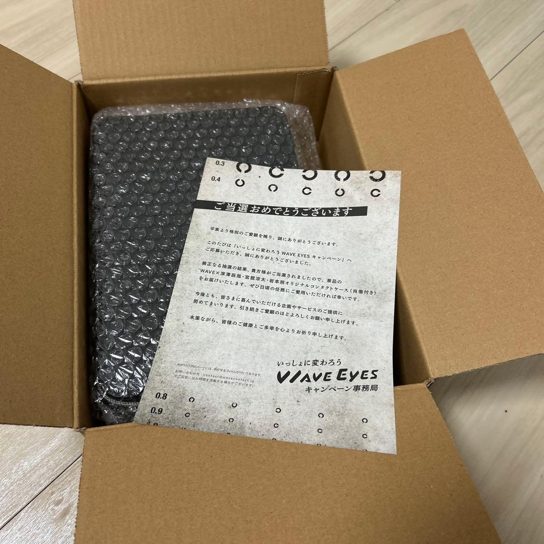 【値下げ】あなたは誰推し？　WAVE EYES オリジナルコンタクトケース
