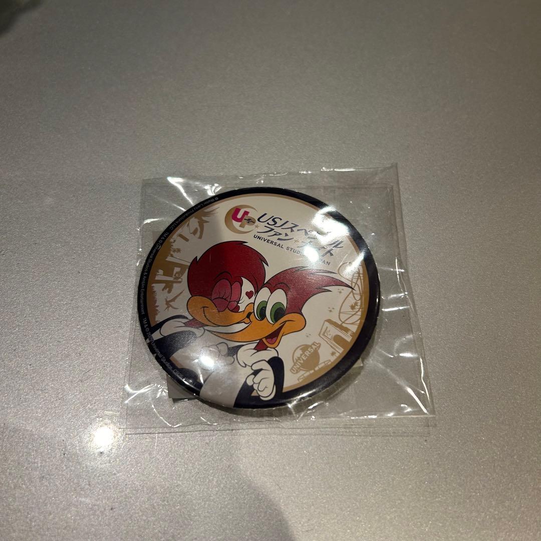 USJスペシャルファンナイト ウッディ・ウッドペッカー 缶バッジ - メルカリ