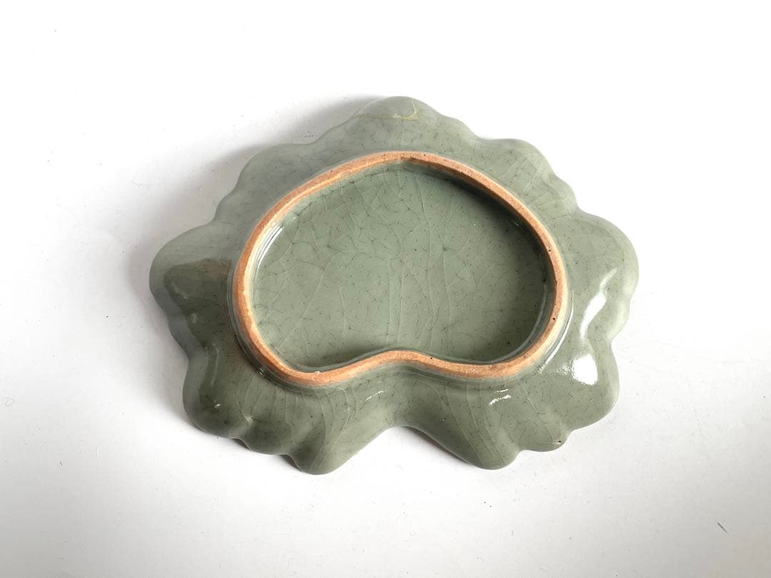 骨董 アンティーク 古九谷青磁 青磁瑠璃釉 葉文 葉形小皿 変形皿 向