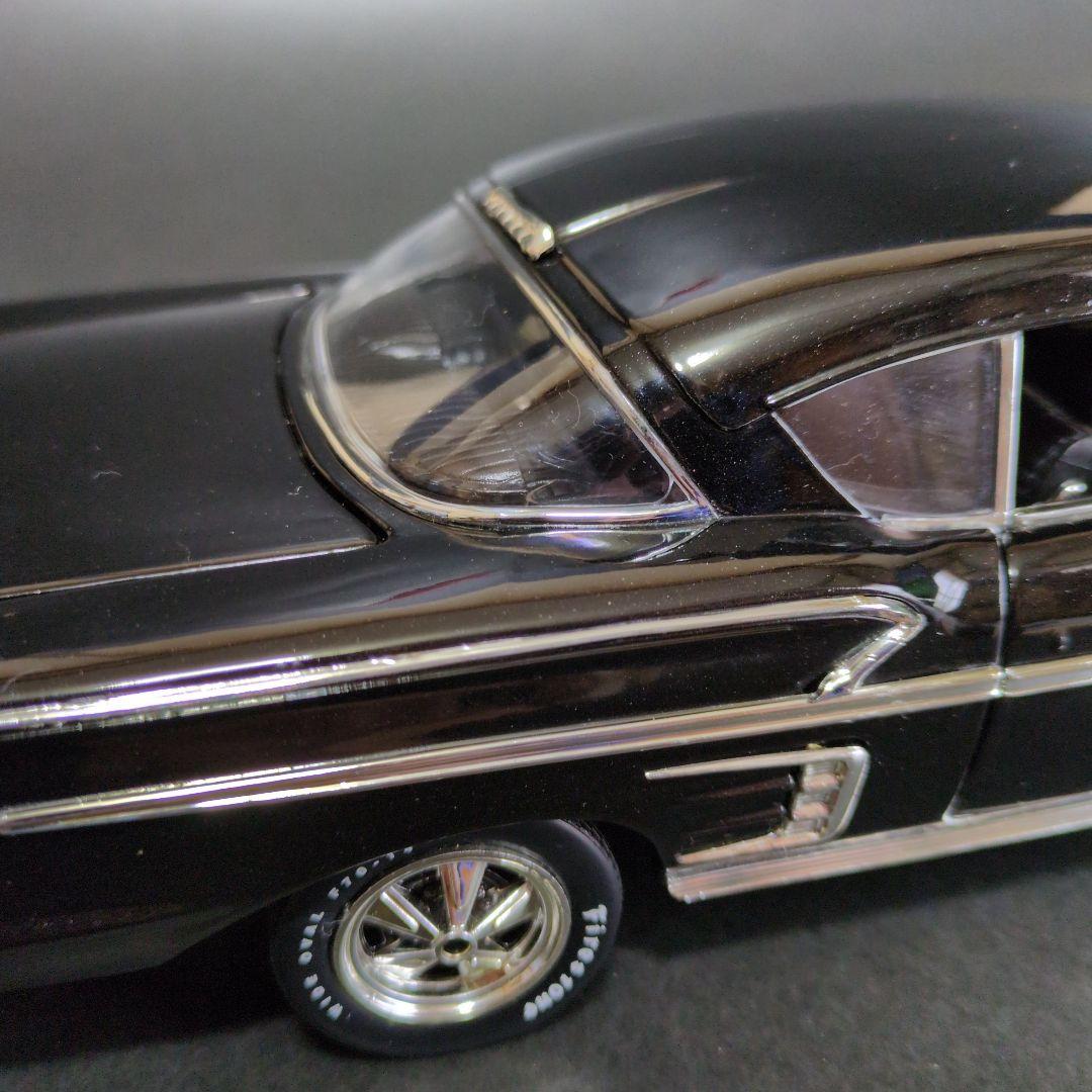 1/18ミニカー　CHEVY　 58’IMPARA