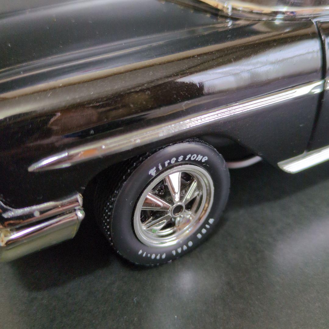 1/18ミニカー　CHEVY　 58’IMPARA