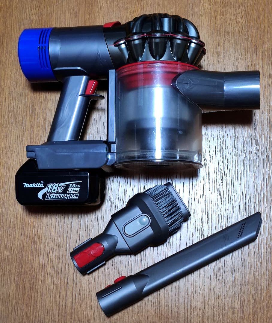 ダイソンSV10 V8掃除機＋マキタ18vアダプターセット 分解清掃済み 動作品