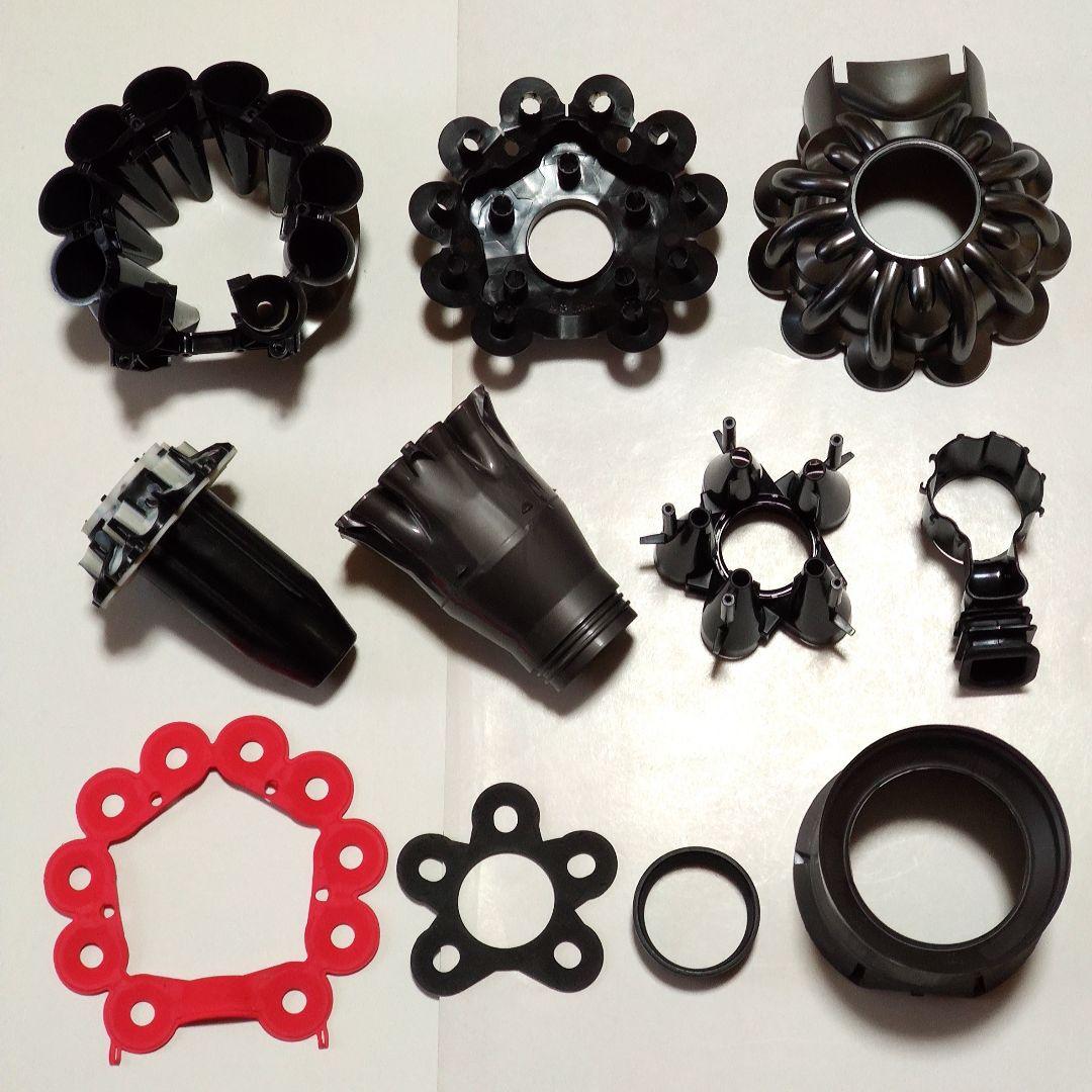 ダイソンSV10 V8掃除機＋マキタ18vアダプターセット 分解清掃済み 動作品